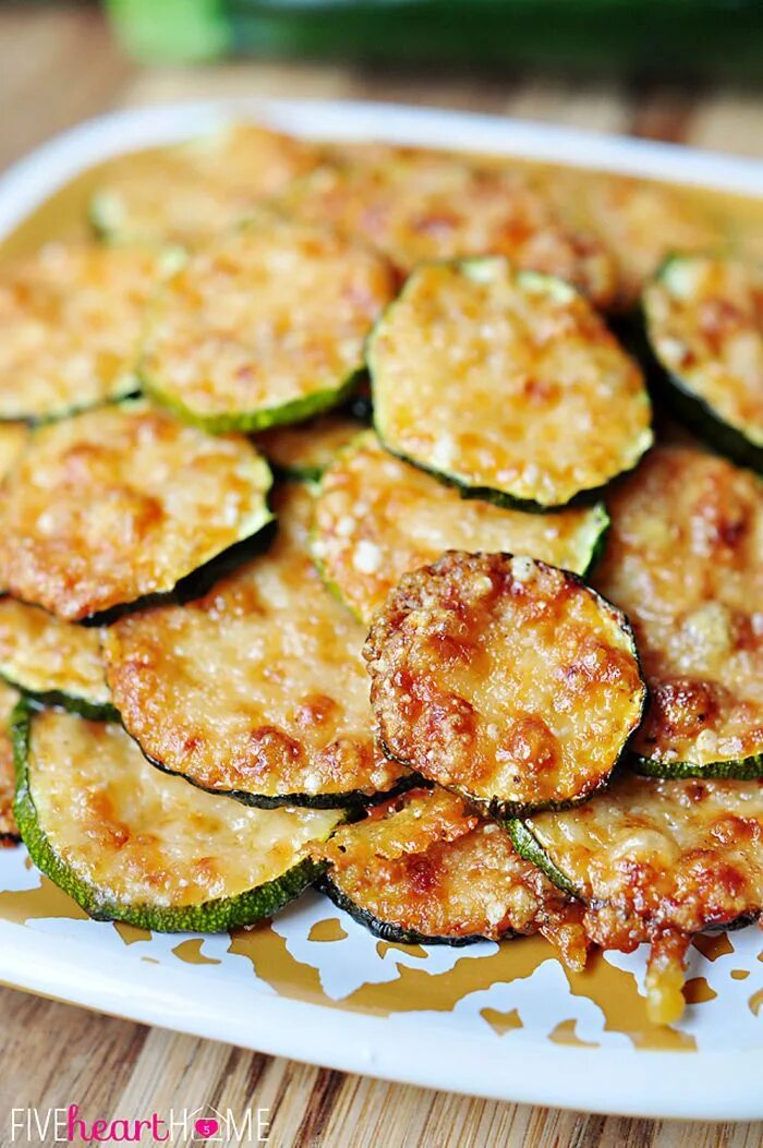 Пошаговый рецепт кабачков с фото Baked Parmesan Zucchini Rounds Vegetable dishes, Veggie recipes, Veggie dishes