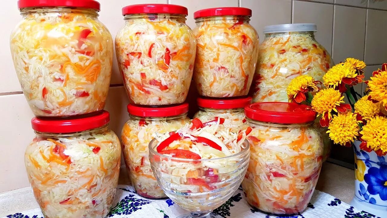 Пошаговый рецепт с фото капусты на зиму Самая вкусная маринованная капуста на зиму в банках пальчики оближешь фото - Тош