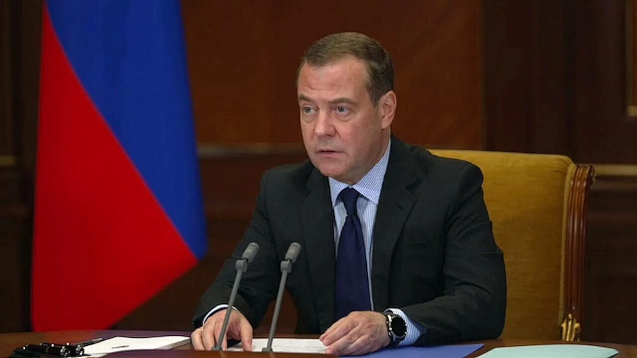 Последнее фото дмитрия медведева Dmitry Medvedev: Only one and a half scenarios are possible in Ukraine