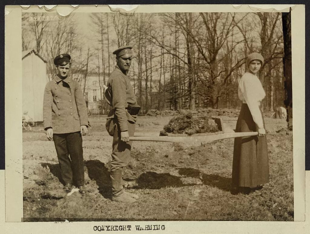 Последнее фото николая 2 Дореволюционная Россия на фотографиях: "1917 год в жизни царской семьи" Romanov 