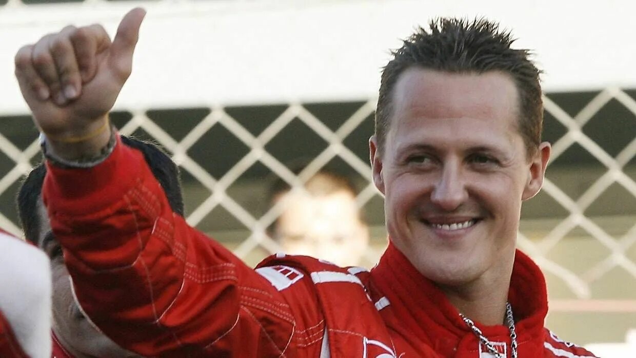 Последние фото михаила шумахера Doctor says Michael Schumacher should have avoided skiiing after racing accident