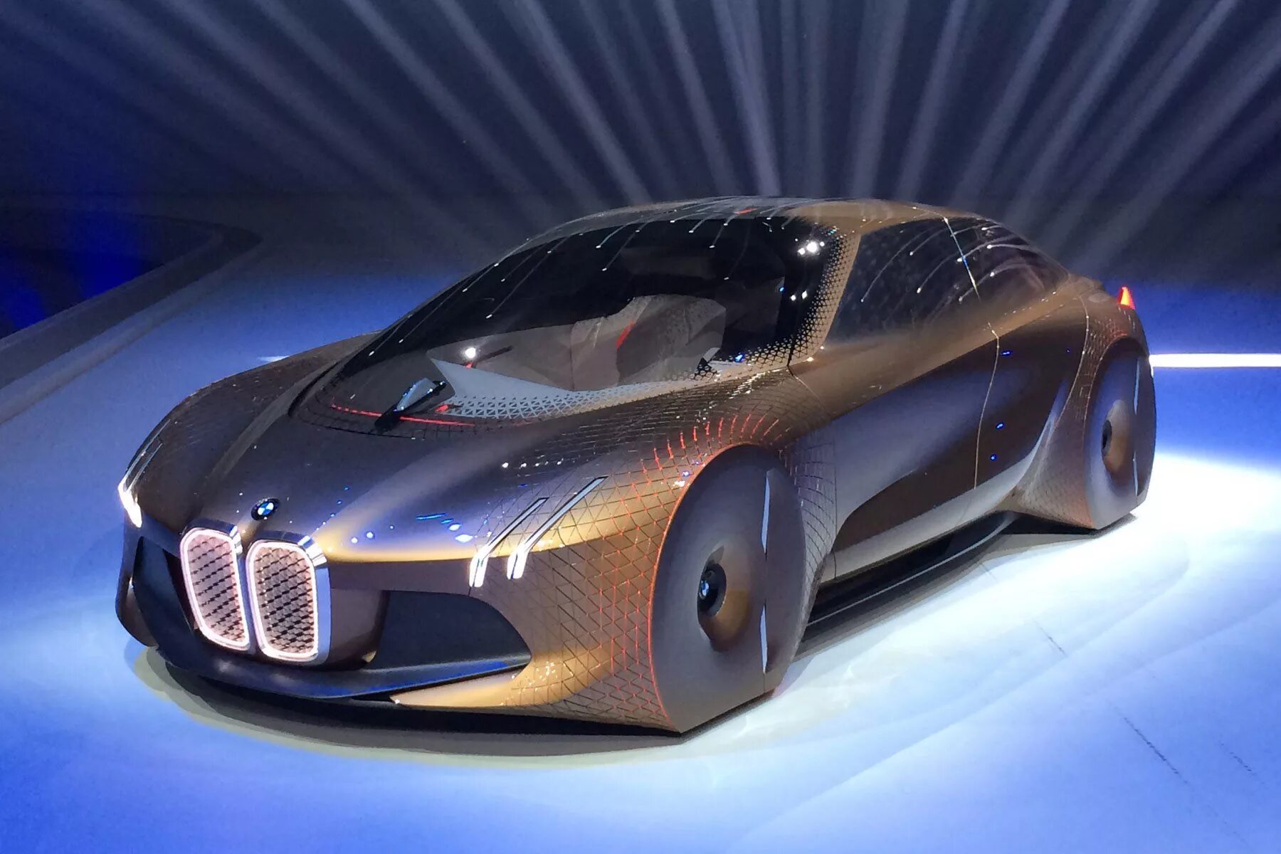 Последние модели автомобилей фото BMW Vision Next 100 concept car revealed on 100th anniversary - with video and e