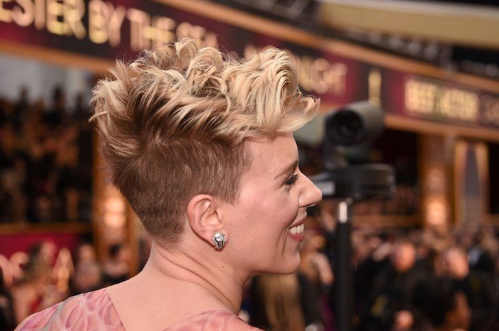 Последние прически Makeup, Beauty, Hair & Skin See Scarlett Johansson's Edgy Oscars Hairstyle From 