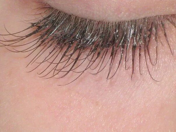 Последствия после наращивание ресниц фото Professional Eyelash Extensions in Prague BEAUTYSHAPE