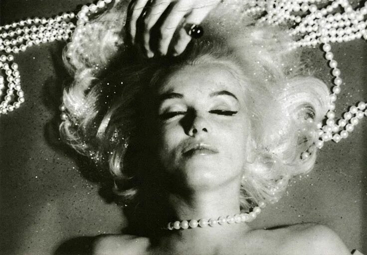 Посмертный макияж мэрилин монро фото Résultat de recherche d'images pour "bert stern marilyn monroe" Cheveux marilyn 