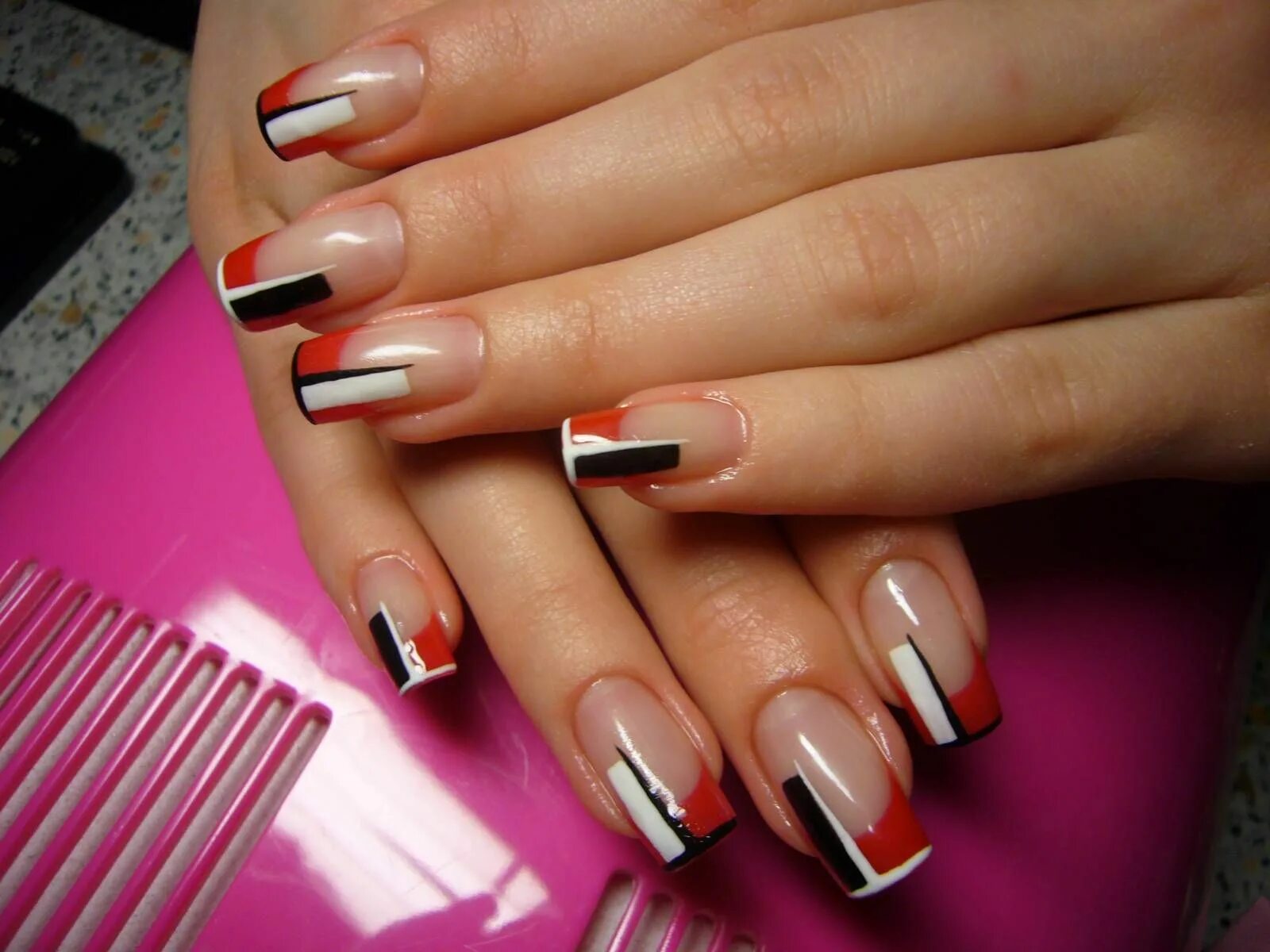 Розовый манекюр с ресунком Manicures designs, Nail designs, Nail manicure