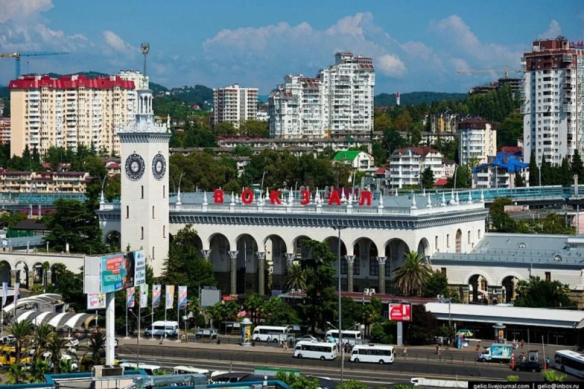 Посмотреть фото сочи На железнодорожном вокзале Сочи запустили аудиогид для туристов АиФ Краснодар