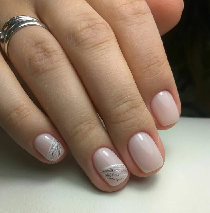 Посмотреть маникюр на короткие ногти Pin by Светлана on Маникюр French manicure nails, Squoval nails, Short acrylic n