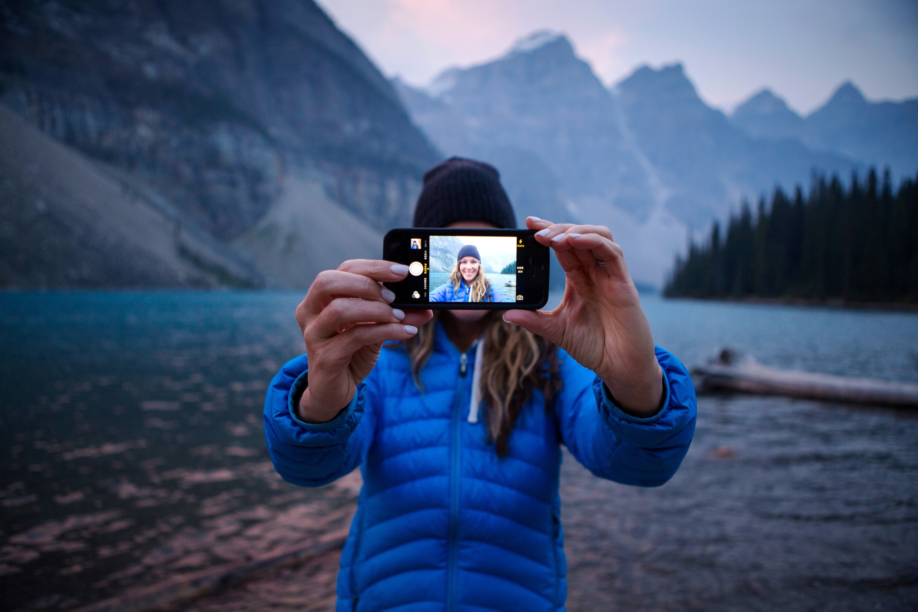 Посмотреть на фото работу How Instagram Is Changing Travel