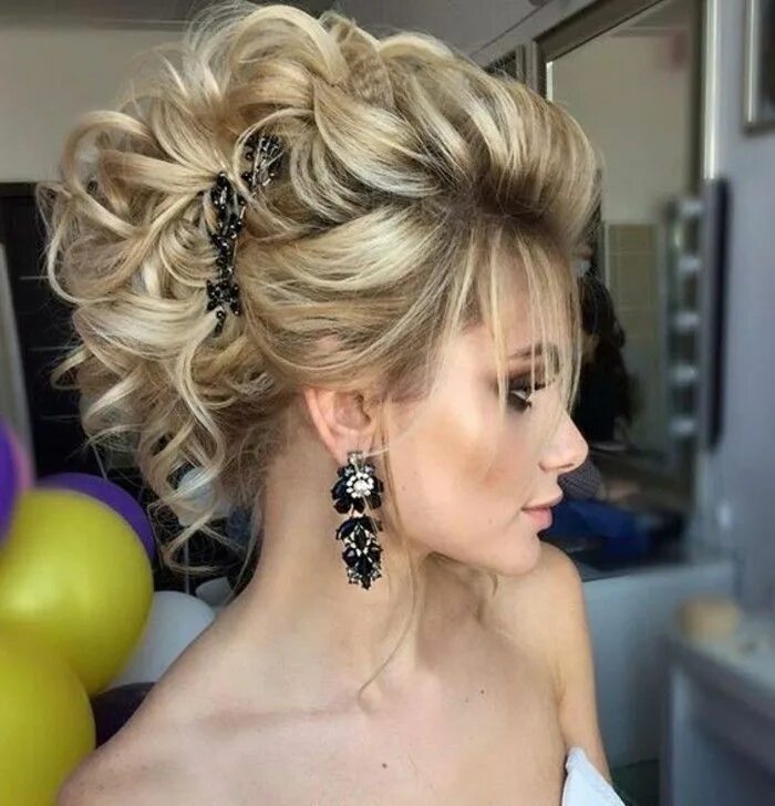 Посмотреть прически фото long blonde hair, in a messy updo, black hair accessory, long hairstyles for wom