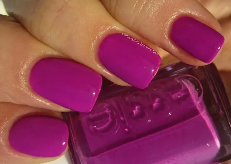 Посмотреть цвета маникюра Essie DJ Play That Song swatch - ommorphia beauty bar in 2023 Nails, Fancy nails