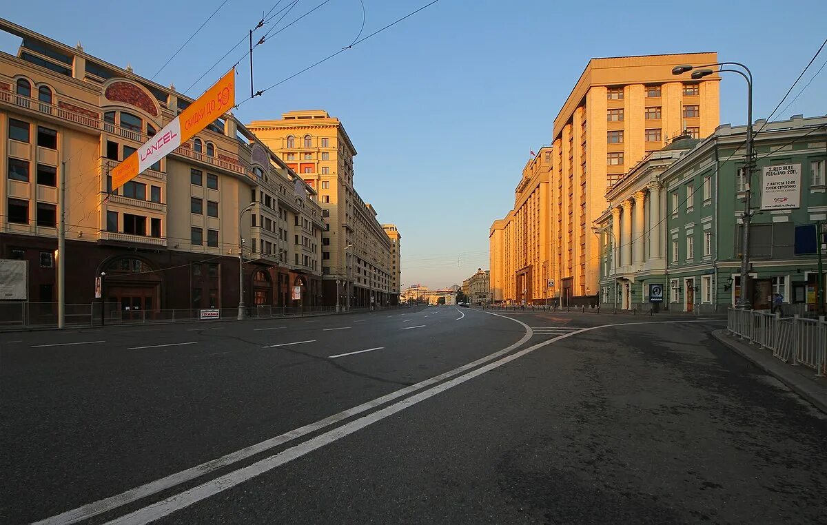 Посол московская ул 95 фото Файл:Okhotny Ryad Street from East.jpg - Википедия