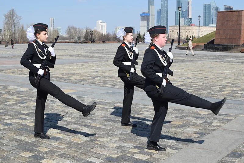 Пост номер 1 фото Почётный караул, ГБОУ "Школа "Бескудниково", Москва