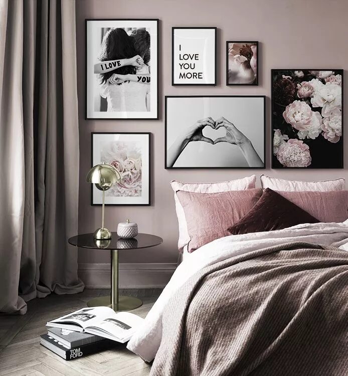 Постер в интерьере спальни Bedroom inspiration Posters and art prints in picture walls and collages Gallery