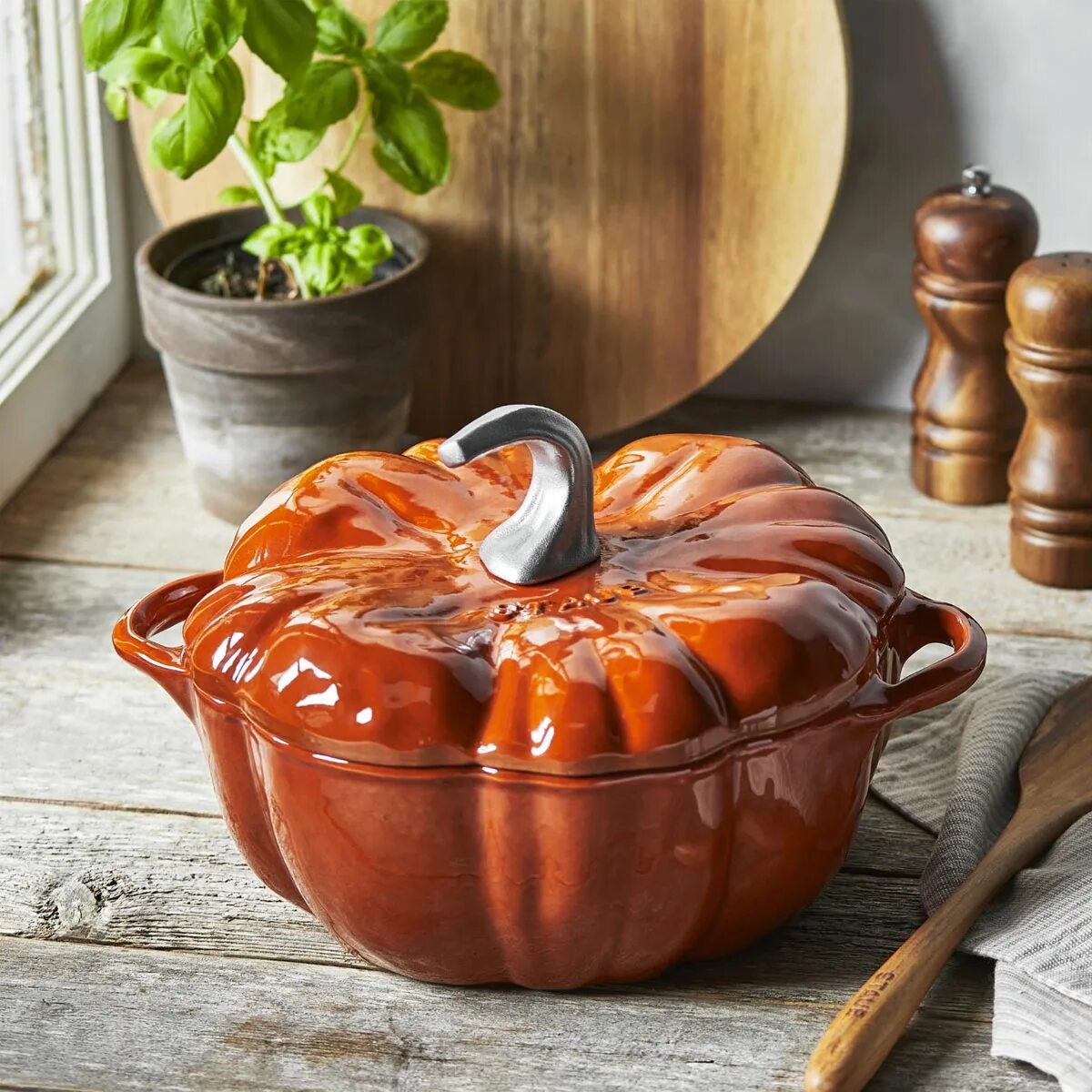 Посуда из тыквы фото Кокот Staub La Cocotte Тыква, цвет корица, арт. 111224806 - цена от 37 500 р