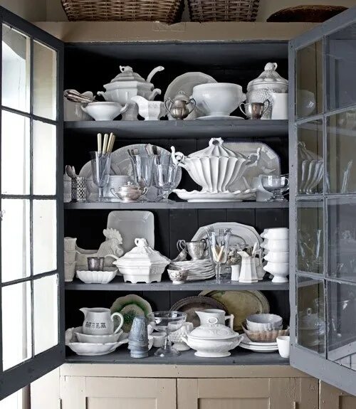 Посуда в интерьере гостиной Белая посуда для кухни. Decor, White dishes, Home decor