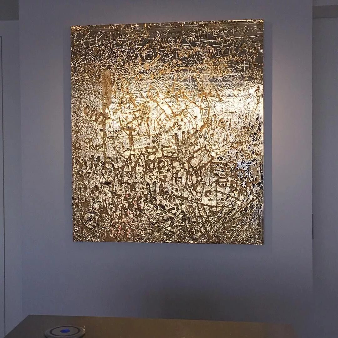 Поталь на стене в интерьере T.O.P on Instagram: "#RudolfStingel, 2012" Colorful art, Islamic art calligraphy