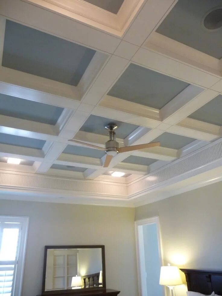 Потолки квадратами фото Want the coffered ceiling done in my living room. Number 5 on my list of 100! Ha