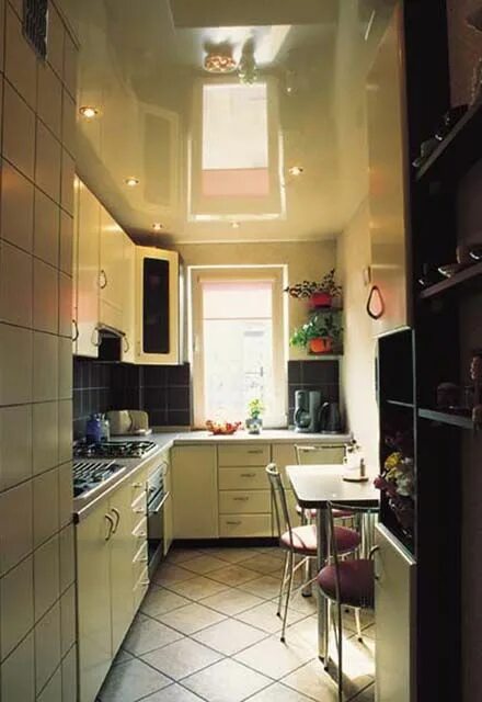 Потолки маленькой кухни фото usa-stretch ceilings. HIGH gloss European kitchen cabinets, Kitchen layout plans