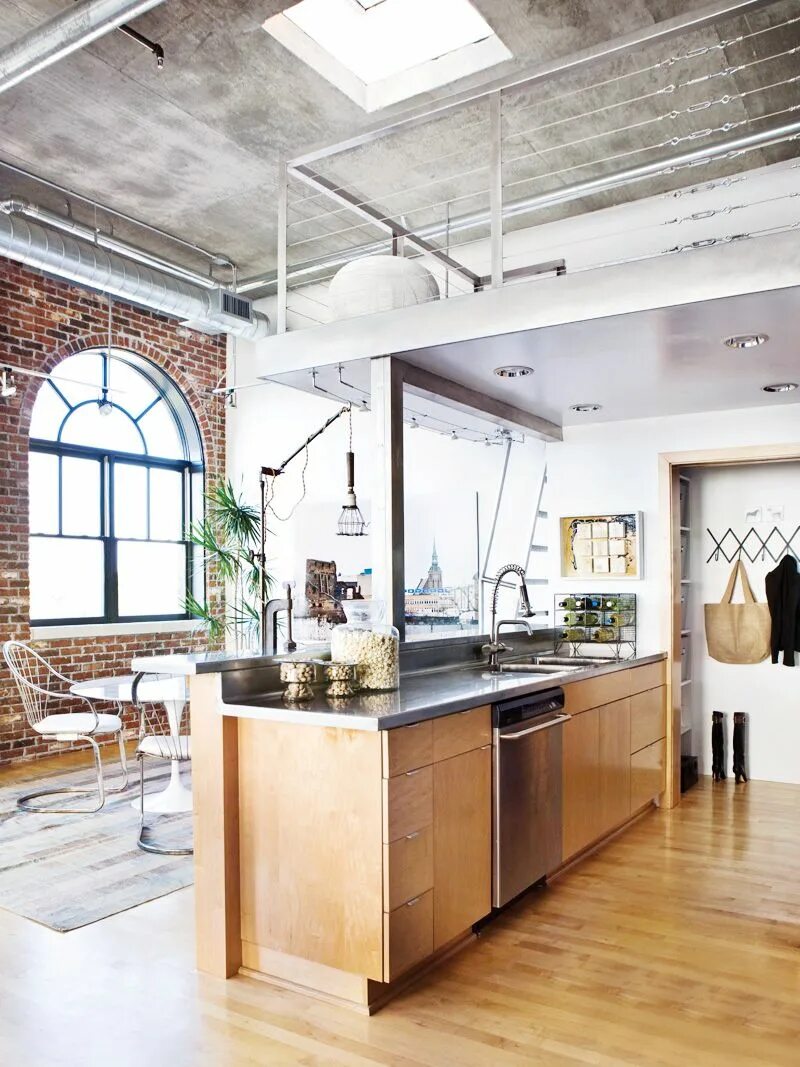 Потолки в кухне в стиле лофт Design & Décor Loft kitchen, Modern loft interior, Loft interiors