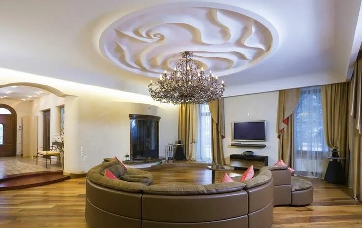 Потолки в зале частного дома фото Faux plafonds originaux et plafonds colorés en 30 idées inspirantes Faux plafond