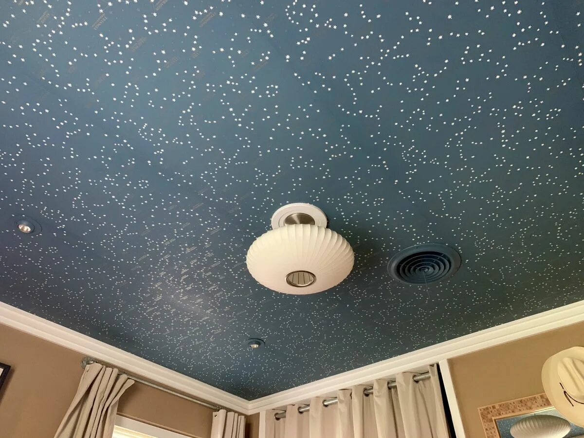 Потолочные обои на кухню фото Is It Still Wallpaper if it’s on the Ceiling? Wallpaper ceiling, Wallpaper, Cabi