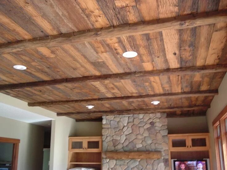 Потолок из досок фото reclaimed wood ceiling Reclaimed wood ceiling, Rustic ceiling, Wood ceilings