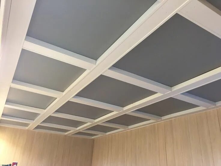 Потолок из фанеры фото DIY Box Beam Ceiling