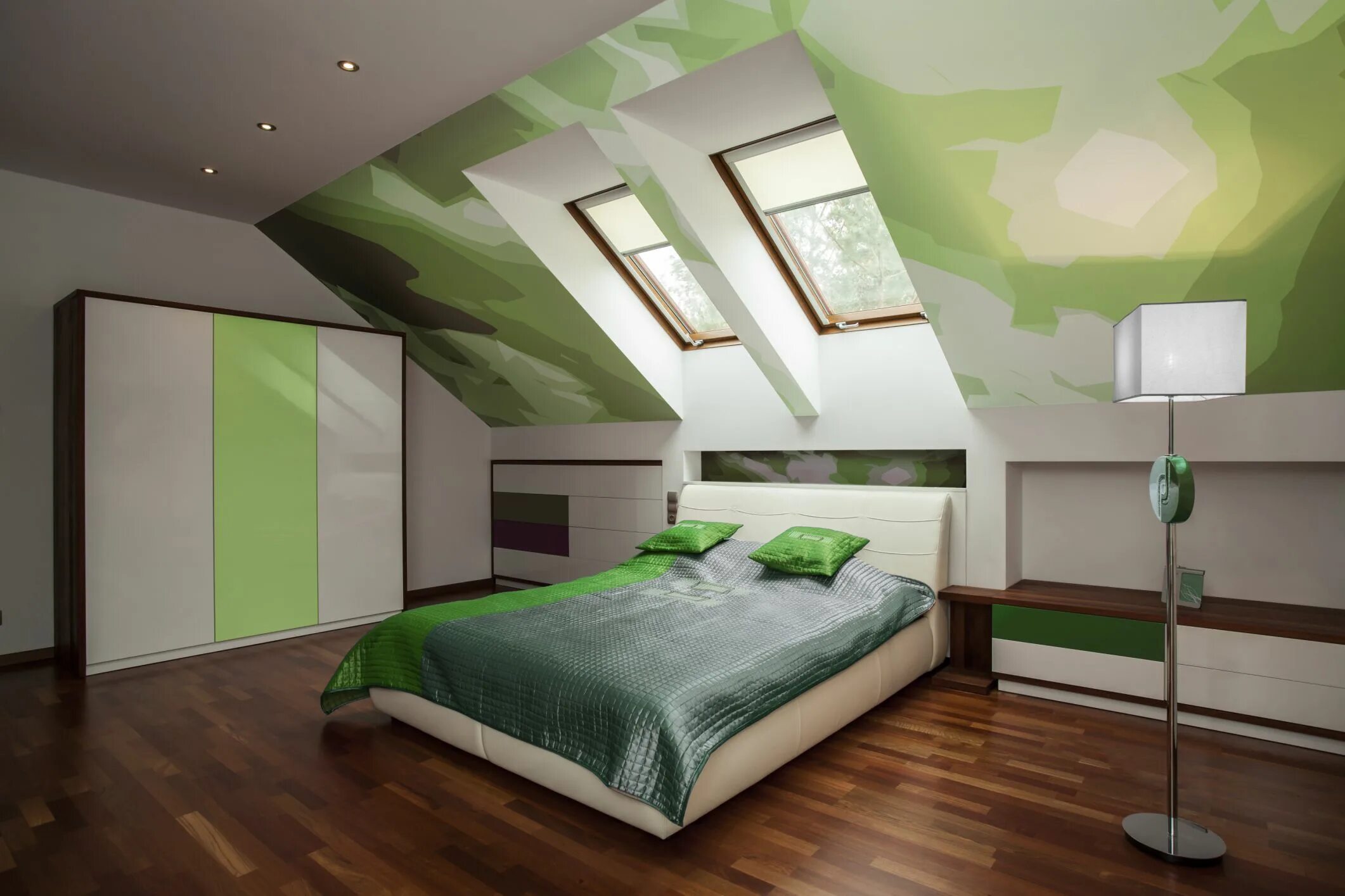 Потолок мансарда дизайн фото Bedroom Decorating Ideas With A-Frame Ceilings Slanted ceiling bedroom, Sloped c