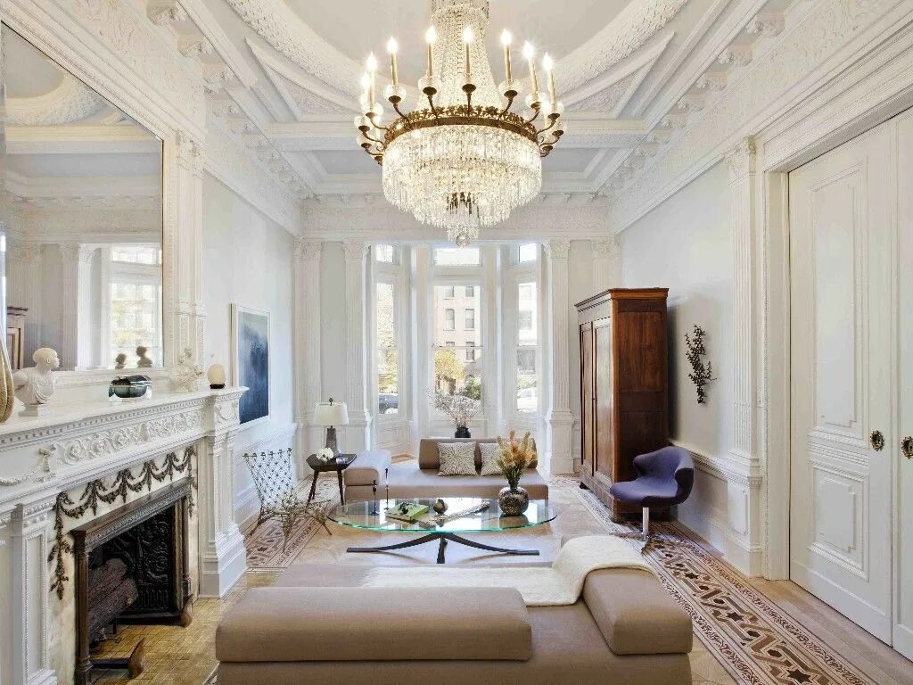 Потолок с лепниной в современном интерьере Pin on paradiso Living room new york, Victorian house interior, Victorian living