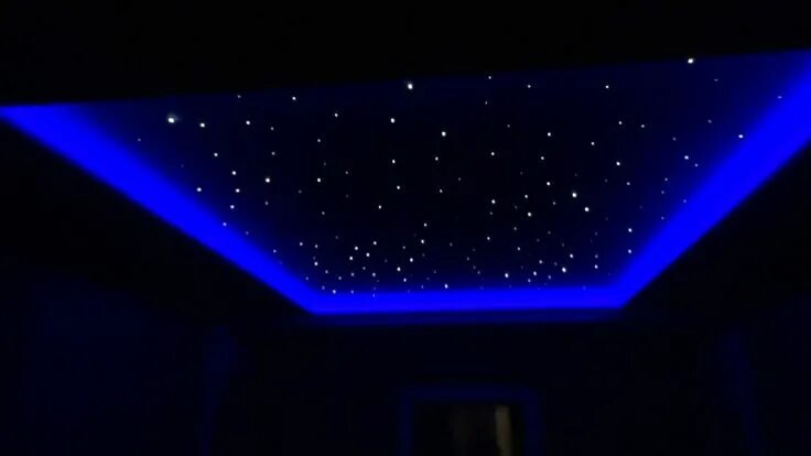 Потолок со светодиодной подсветкой фото Star ceiling in cinema room Star lights on ceiling, Star ceiling, Cinema room