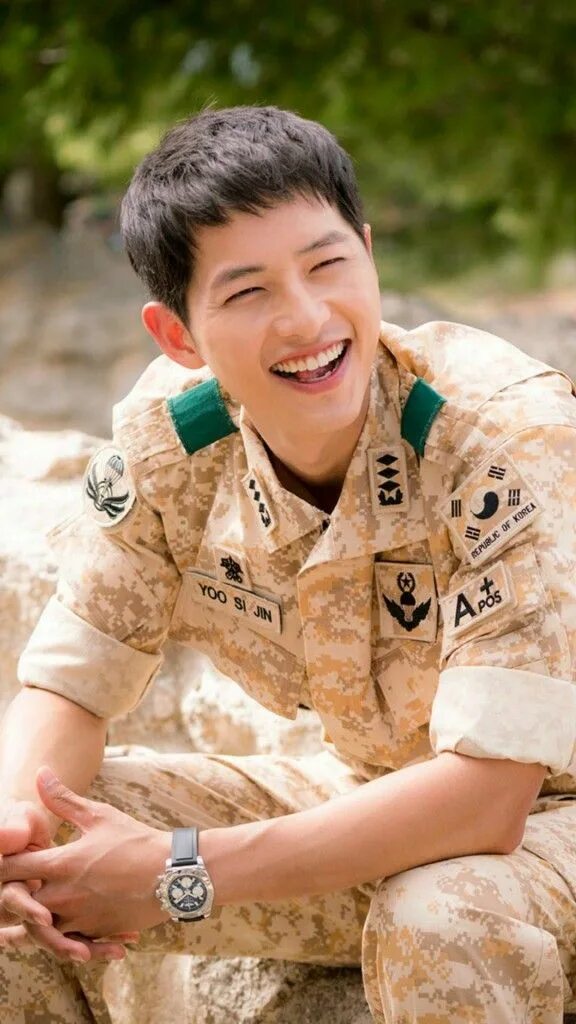 Потомки солнца фото актеров Пин на доске Soong Joong Ki