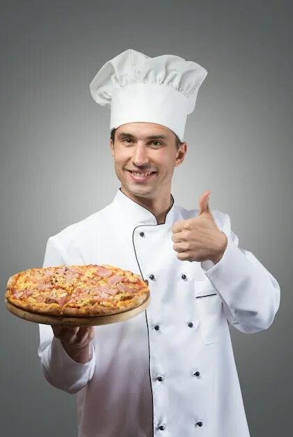 Повар пиццы фото Premium Photo Smiling chef with fresh pizza showing thumbs up