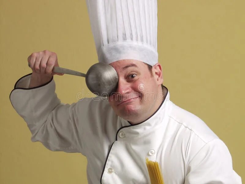 Повар смешное фото Funny chef with loaf stock photo. Image of benevolent - 23412114