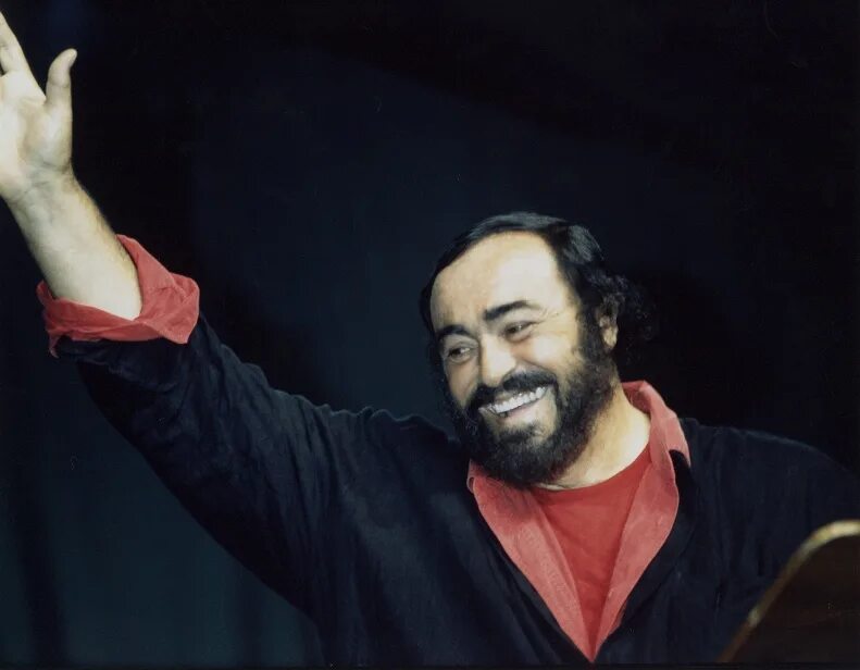 Поваротти площадь ленина 40 фото Welsh Icons News Pavarotti Recording Found in Llangollen Eisteddfod Archives