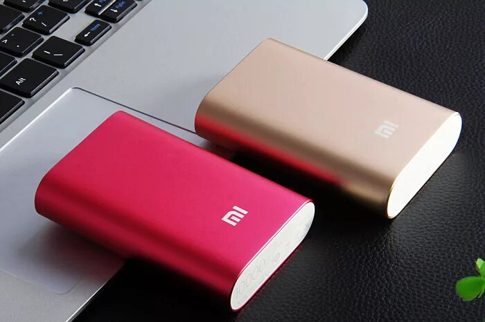 Повер банки фото Xiaomi Mi Power Bank 10000 Gold