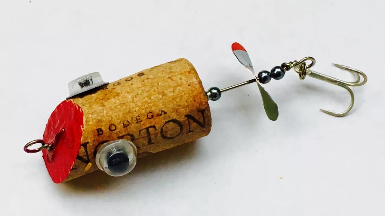 Поверхностные приманки своими руками How To Make a Pinwheel Lure from Corks and Beer Cap -DIY Fishing - Lure Chong Ch