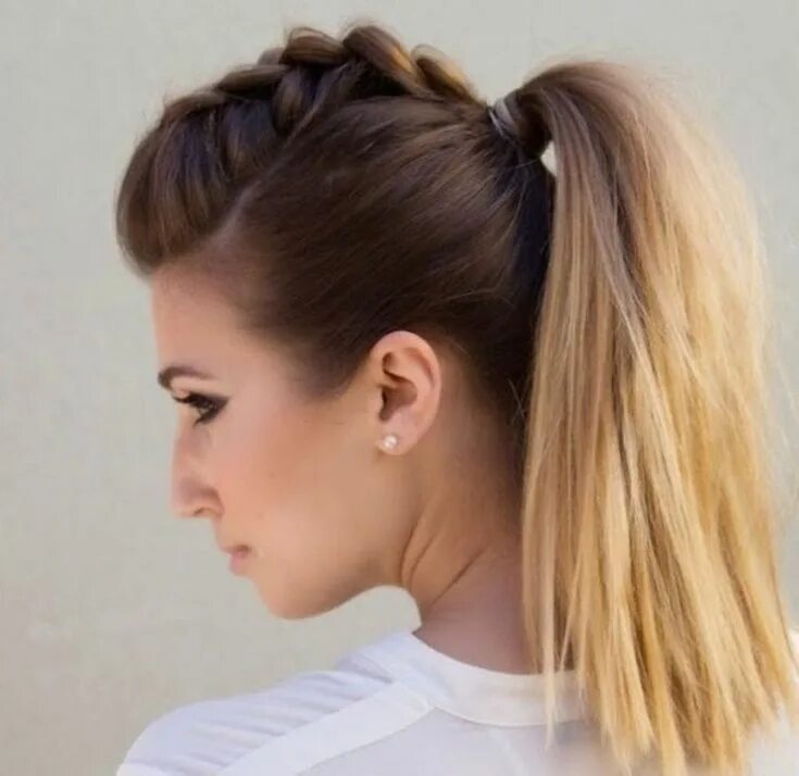 Повседневная прическа фото 13 Seriously Pretty Ways to Rock a Faux Hawk Faux hawk ponytail, Faux hawk hairs