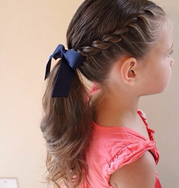 Повседневные прически для девочек Pony tail Girl hair dos, Baby girl hairstyles, Toddler hairstyles girl