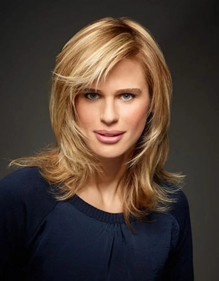 Повседневные стрижки на средние волосы фото Medium Shag Hair Styles Fashion Hairstyle Idea Coupe cheveux mi long, Coupe de c