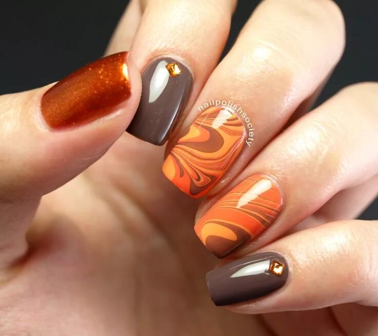 Повседневный маникюр осень 2024 31DC2014 Day 02: Orange Autumn Water Marble Thanksgiving nail art, Thanksgiving 