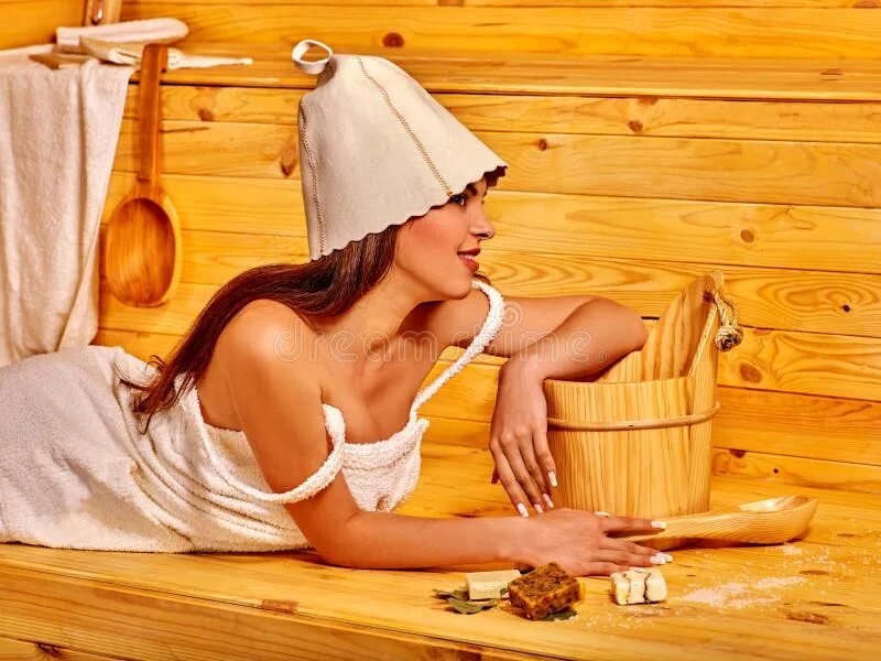 Пойдем в баню фото Girl in sauna stock image. Image of refreshment, indoors - 57451611