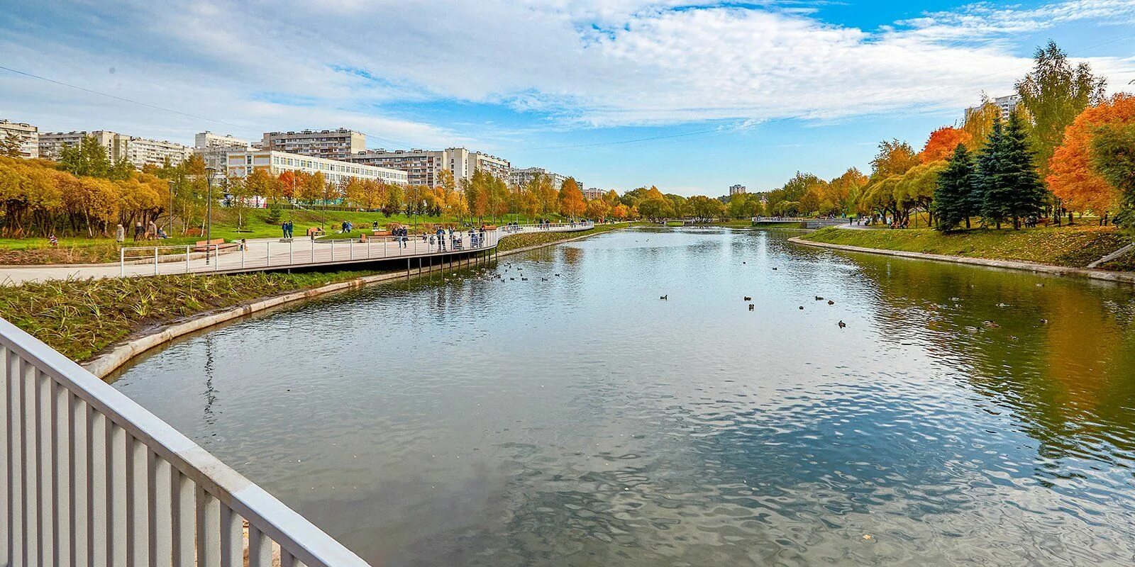 Пойма реки битцы москва парк битца фото Гулять по усадьбам и любоваться пейзажем: гид по осенним паркам столицы / Новост