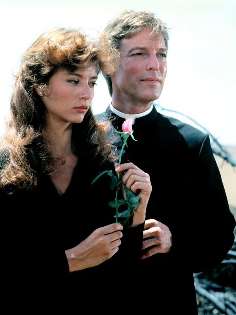 Поющие в терновнике актеры и роли фото The Thorn Birds (1983)