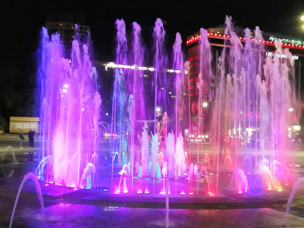 Поющий фонтан театральный краснодар театральная площадь фото Singing Fountain Theatrical, landmark, attraction, Krasnodar, Glavnaya gorodskay