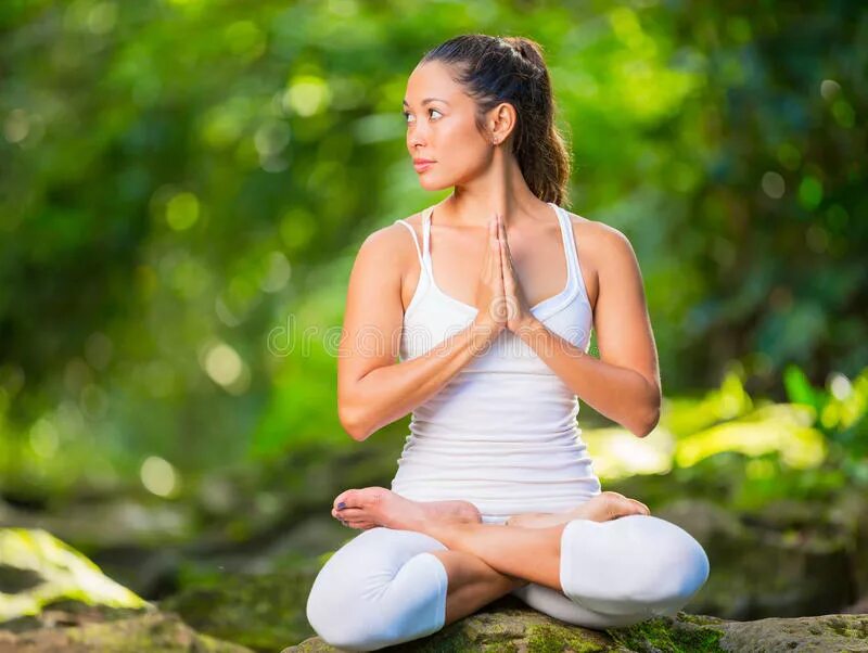 Поза лотоса фото как сесть Beautiful Young Woman in Lotus Position Stock Photo - Image of outdoors, lotus: 