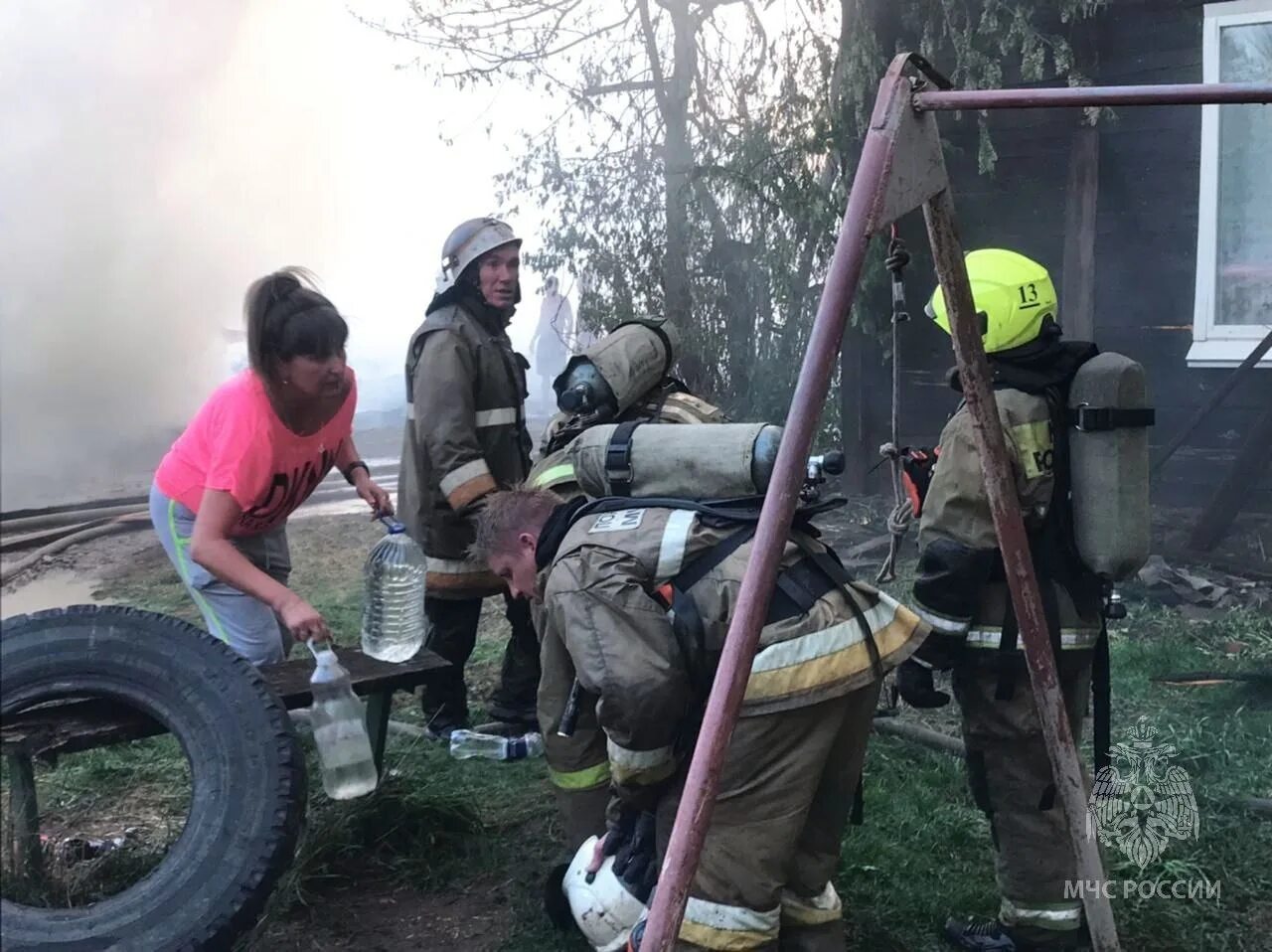 Пожар в сарапуле сегодня показать фото Крупный пожар в г. Сарапуле Удмуртской Республики локализован https://t.me/Udmur