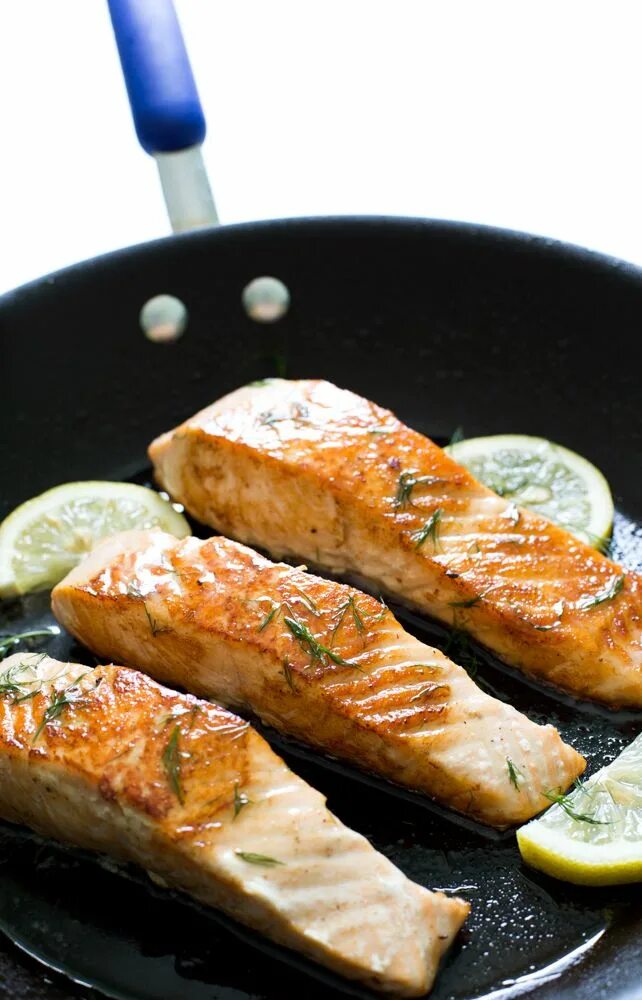 Пожарить семгу на сковороде с фото Easy Lemon Dill Salmon (ready in less than 20 minutes!) - Chef Savvy Recipe Skil