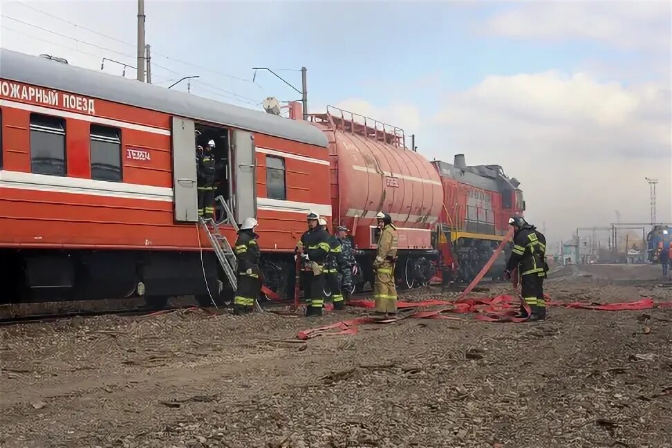 Пожарный поезд фото барнаул Составы и резервы Газета Красноярский железнодорожник