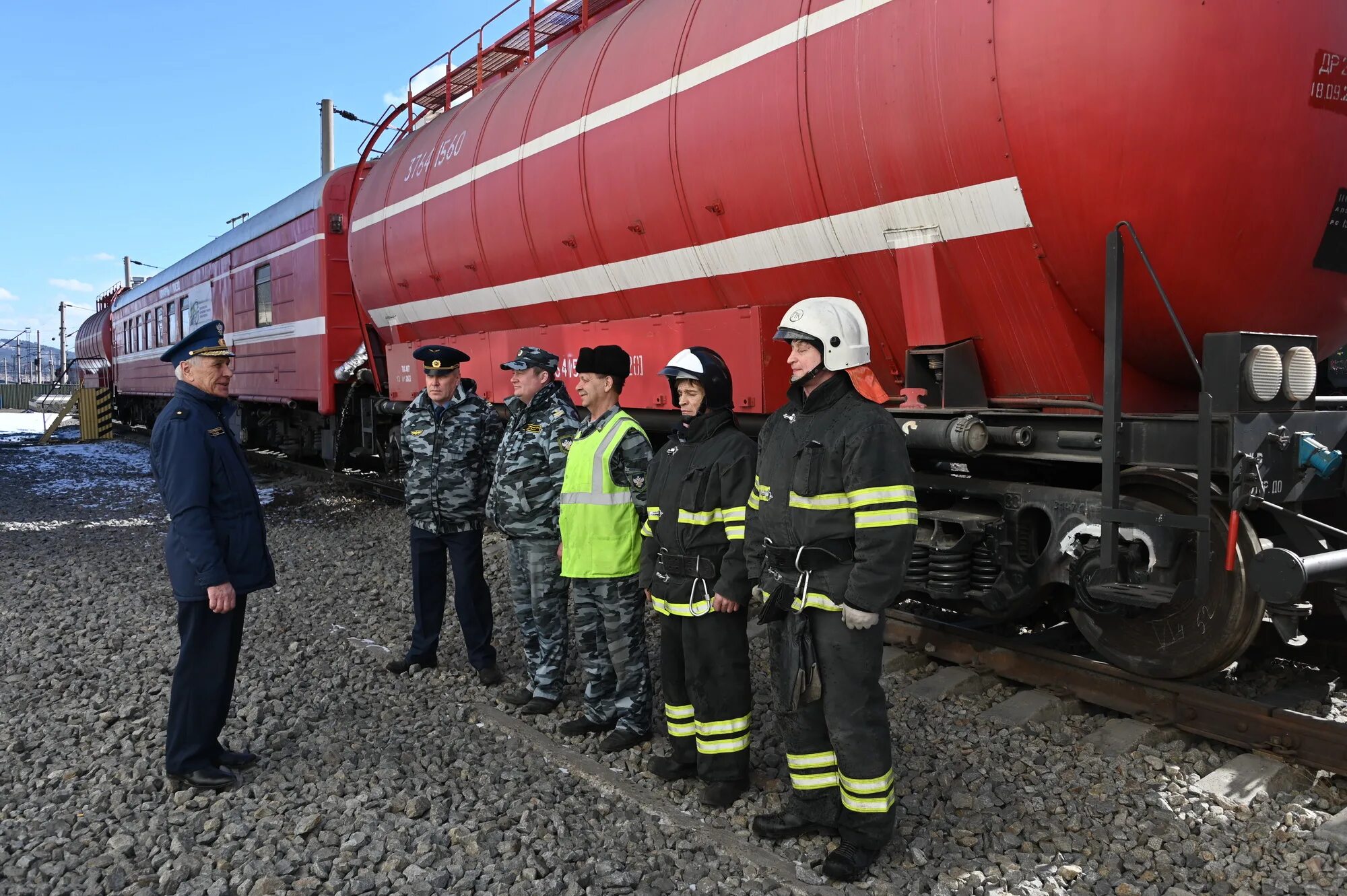 Пожарный поезд фото ржд Пожарные поезда готовы к ликвидации любой ЧС Забайкальский рабочий